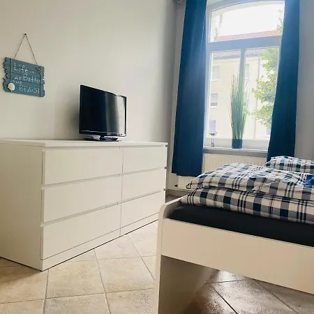 Kapitaenshaus An Der Warnow Mit Sauna Росток