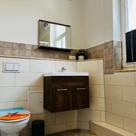 Kapitaenshaus An Der Warnow Mit Sauna 4*