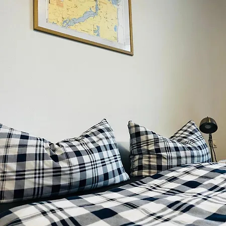 بيت ضيافة Kapitaenshaus An Der Warnow Mit Sauna روستوك