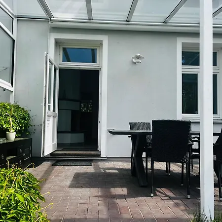 Kapitaenshaus An Der Warnow Mit Sauna Guest house Rostock