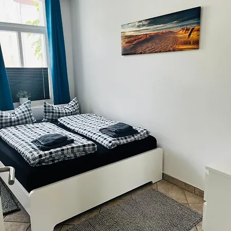 Kapitaenshaus An Der Warnow Mit Sauna רוסטוק