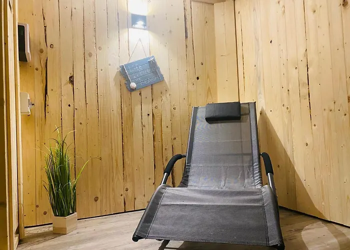 Pensionat Kapitaenshaus An Der Warnow Mit Sauna