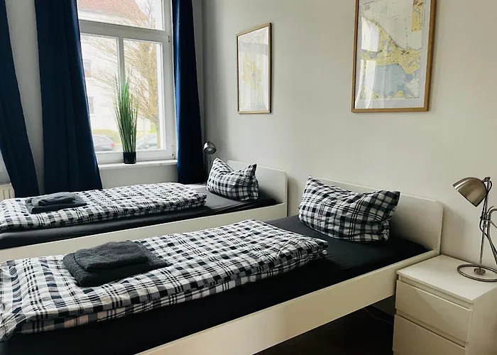 Kapitaenshaus An Der Warnow Mit Sauna Rostock